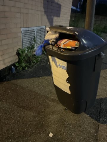 cestino via villastellone angolo