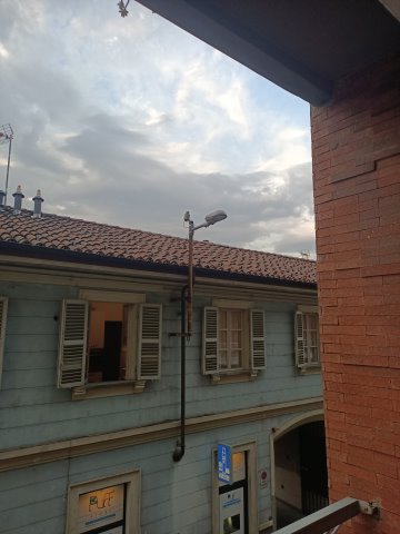 Lampione strada civico 6