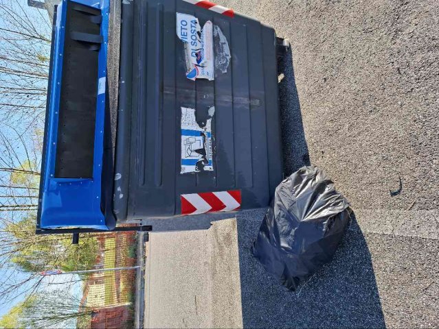 abbandono rifiuti #15