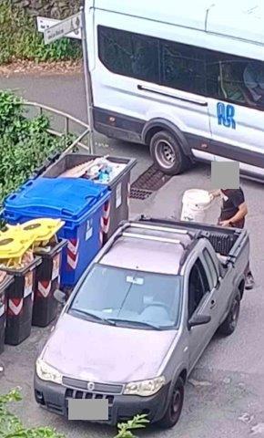 scarico materiale di scarto