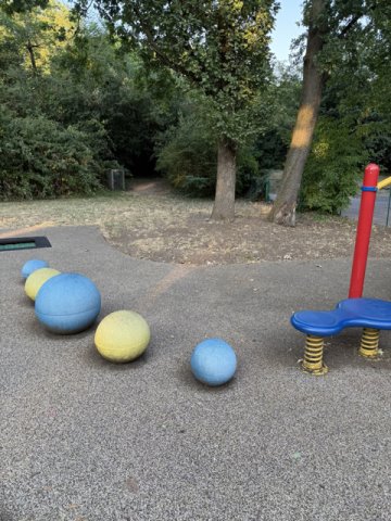 recinzione mancante su sentiero davanti la scarpata