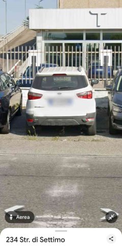 AUTO ABBANDONATA FORS ECOBOOST BIANCA